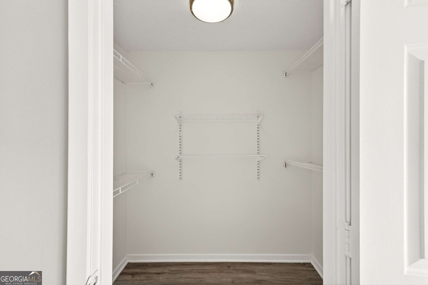 5537 Mountain Springs Circle Stone Mountain - Photo 17