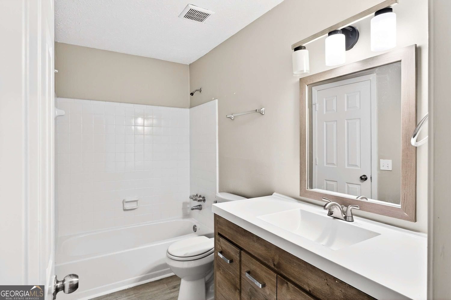 5537 Mountain Springs Circle Stone Mountain - Photo 18