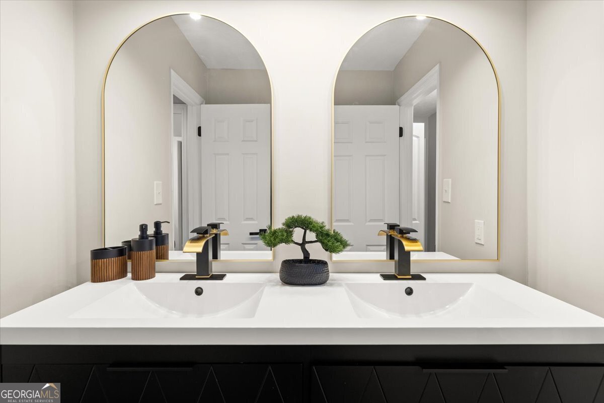 6630 Walker Road Riverdale - Photo 22