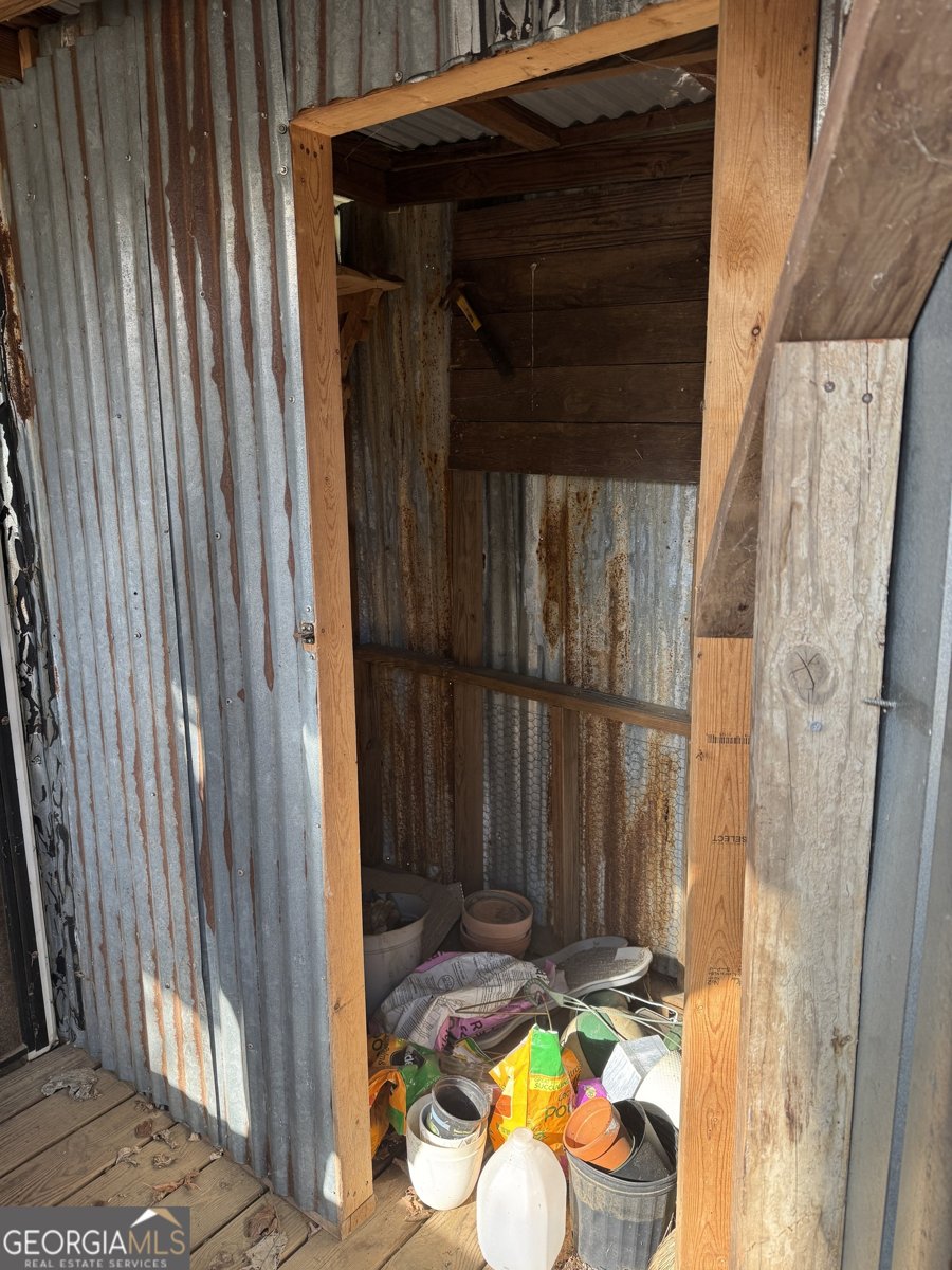 1437 E Broad Athens - Photo 10