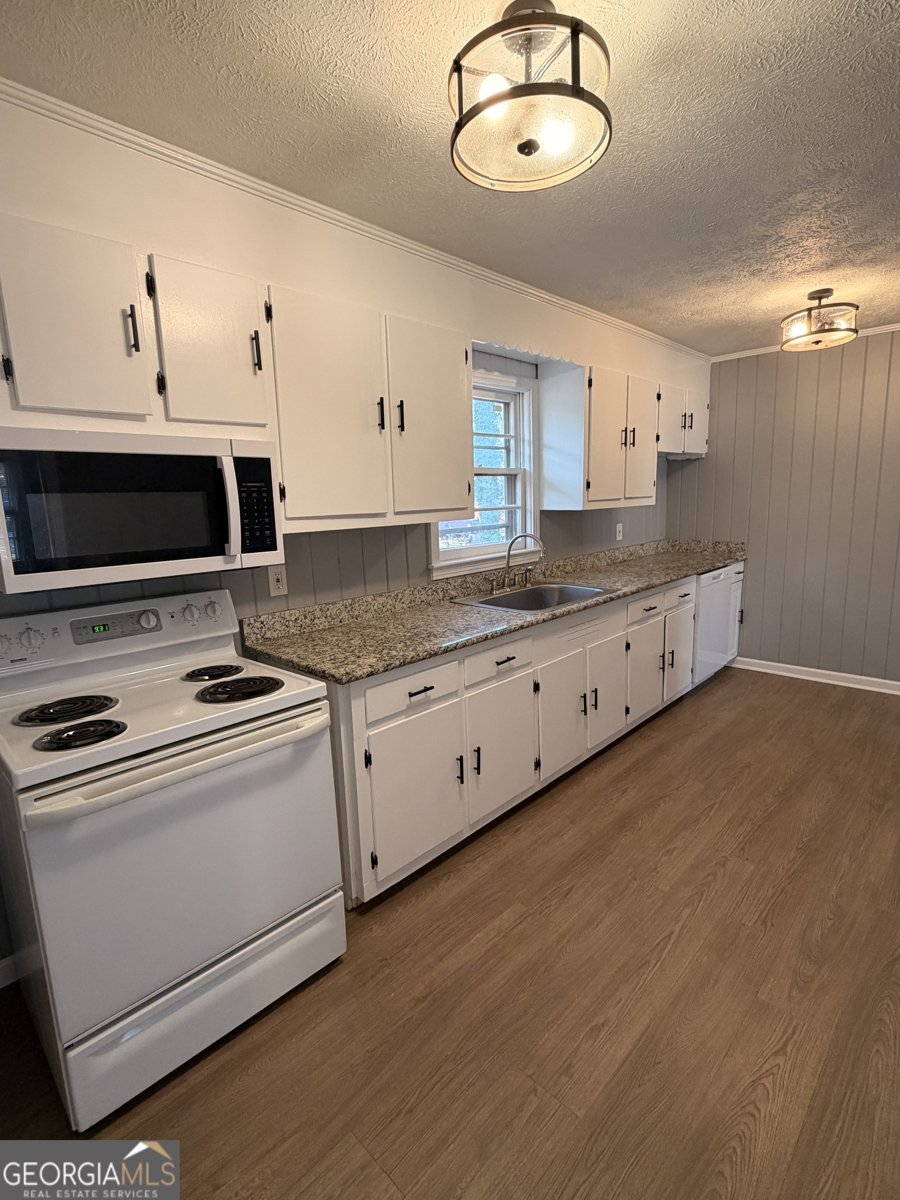 224 Rutland Circle Lagrange - Photo 6