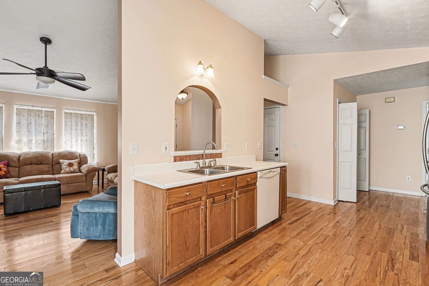 220 Hayward Lane Lawrenceville - Photo 8