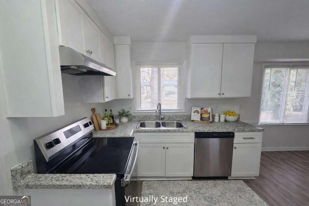 5350 Rockbridge Road Stone Mountain - Photo 8