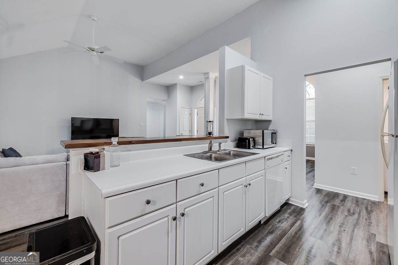 220 Parkview Court Savannah - Photo 15