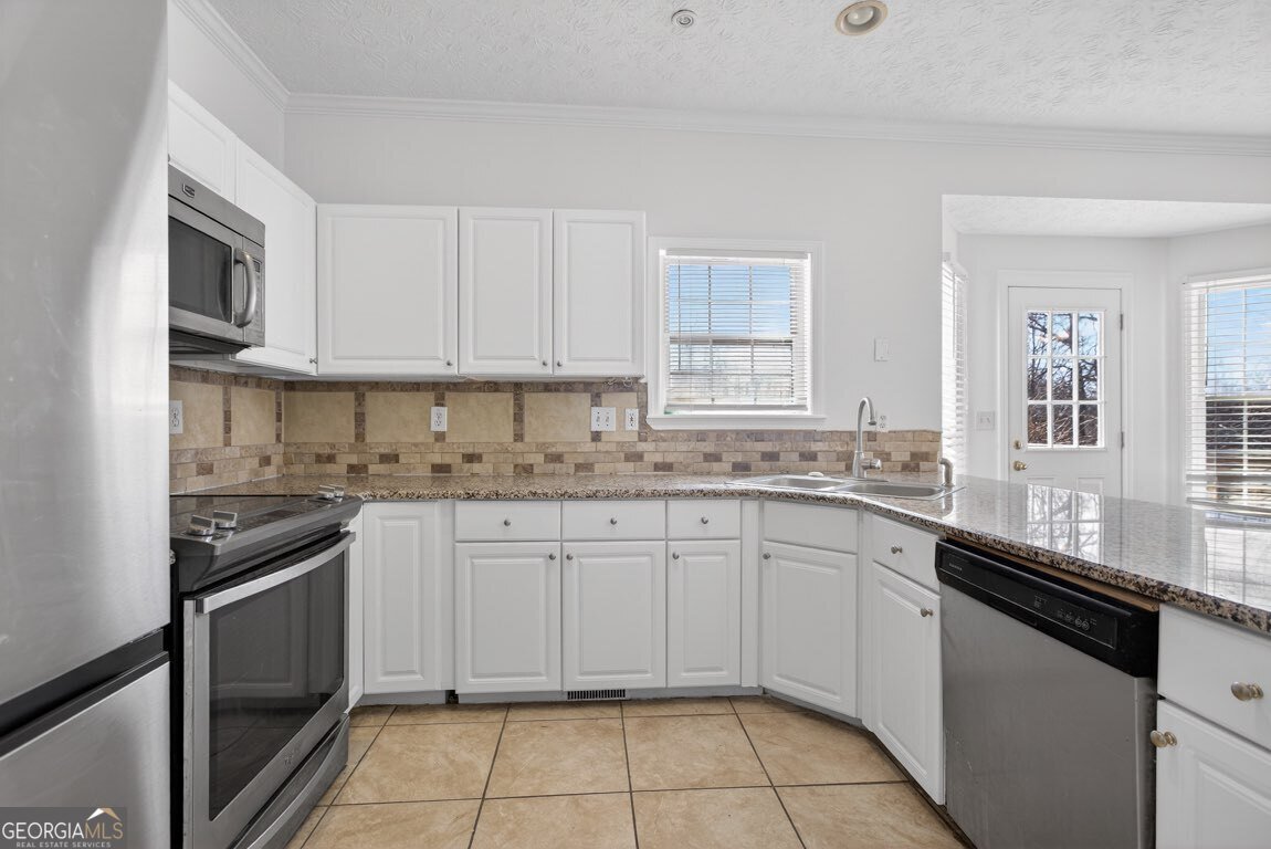 1070 Johns Landing Court Lawrenceville - Photo 10