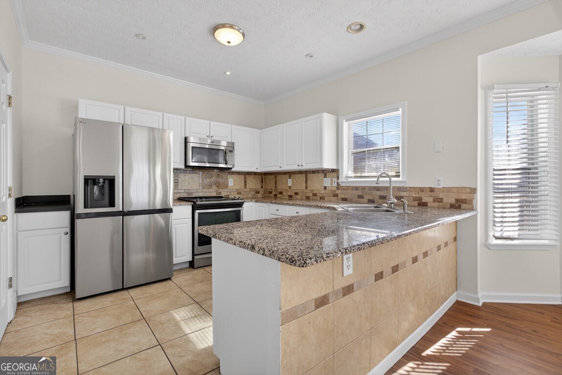 1070 Johns Landing Court Lawrenceville - Photo 12