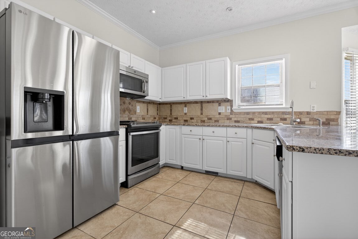 1070 Johns Landing Court Lawrenceville - Photo 9