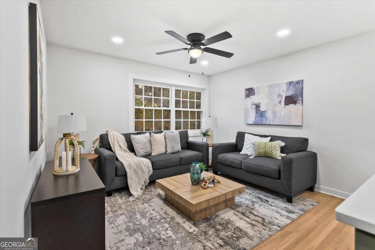 1891 Valley Ridge Dr SW Atlanta - Photo 10