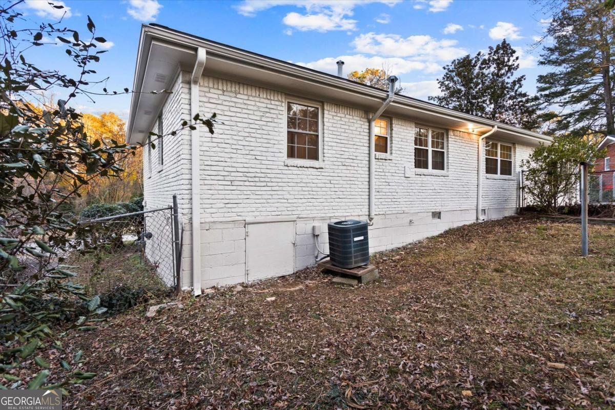 1891 Valley Ridge Dr SW Atlanta - Photo 44