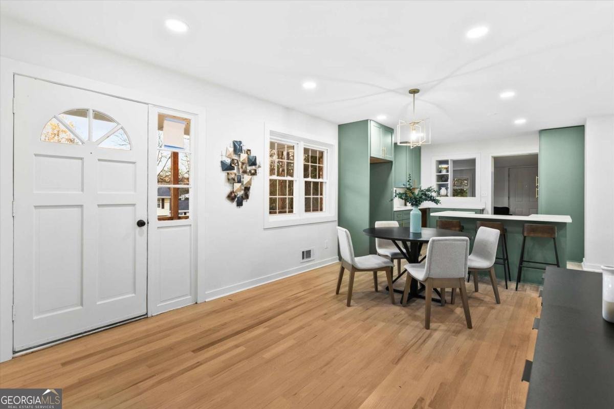 1891 Valley Ridge Dr SW Atlanta - Photo 6