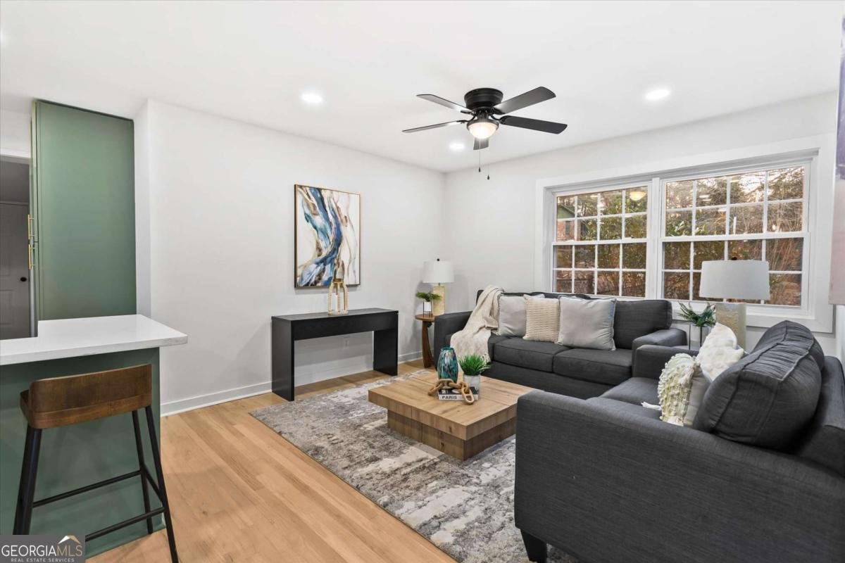 1891 Valley Ridge Dr SW Atlanta - Photo 9