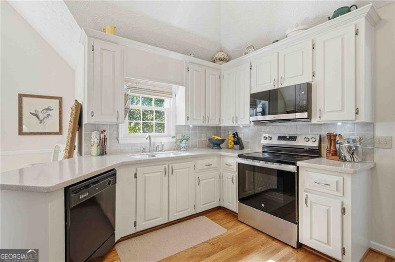 503 Falls Way Woodstock - Photo 14