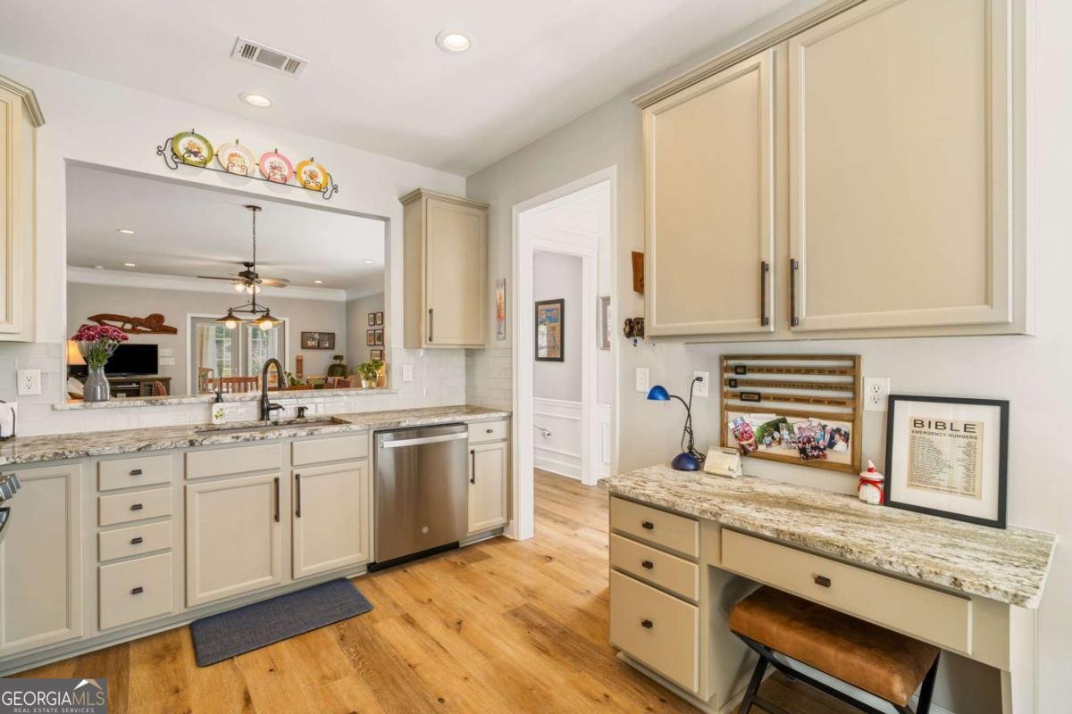 331 Sandy Springs Drive Griffin - Photo 18