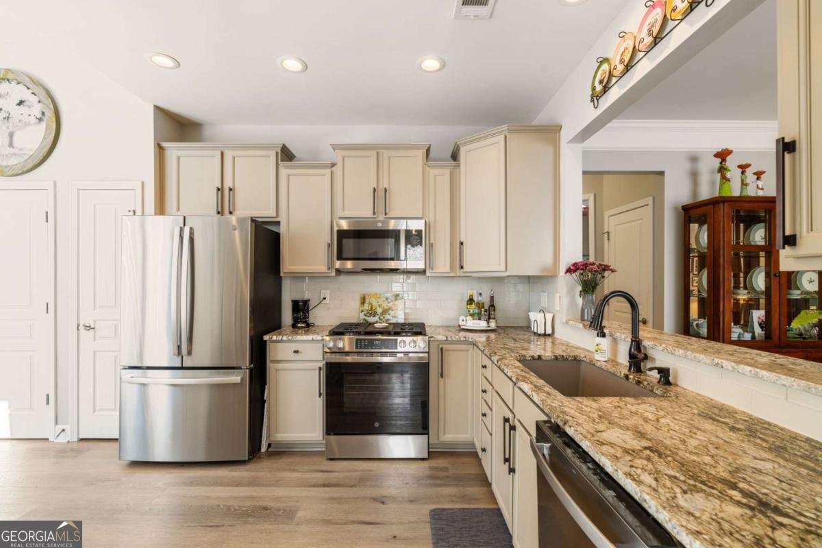 331 Sandy Springs Drive Griffin - Photo 27