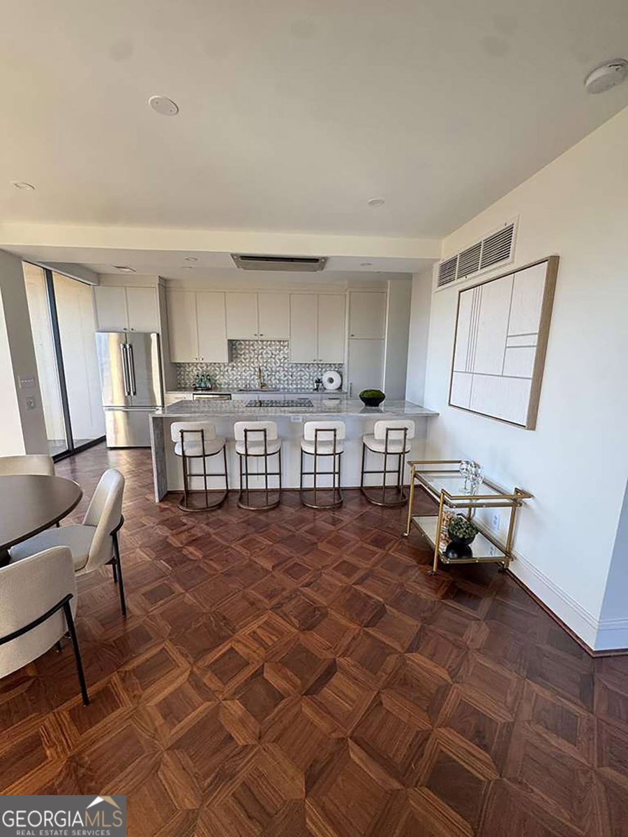 2575 Peachtree Road Atlanta - Photo 18