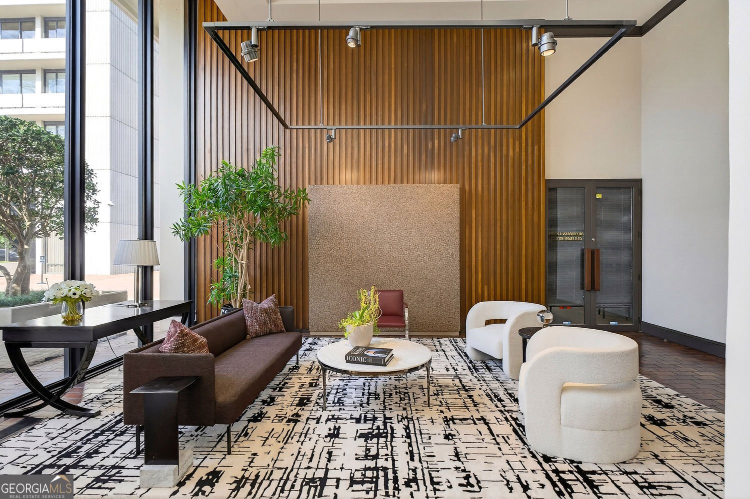 2575 Peachtree Road Atlanta - Photo 46