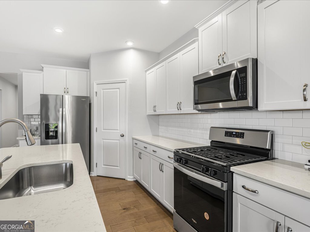 325 Village Lane Fairburn - Photo 9