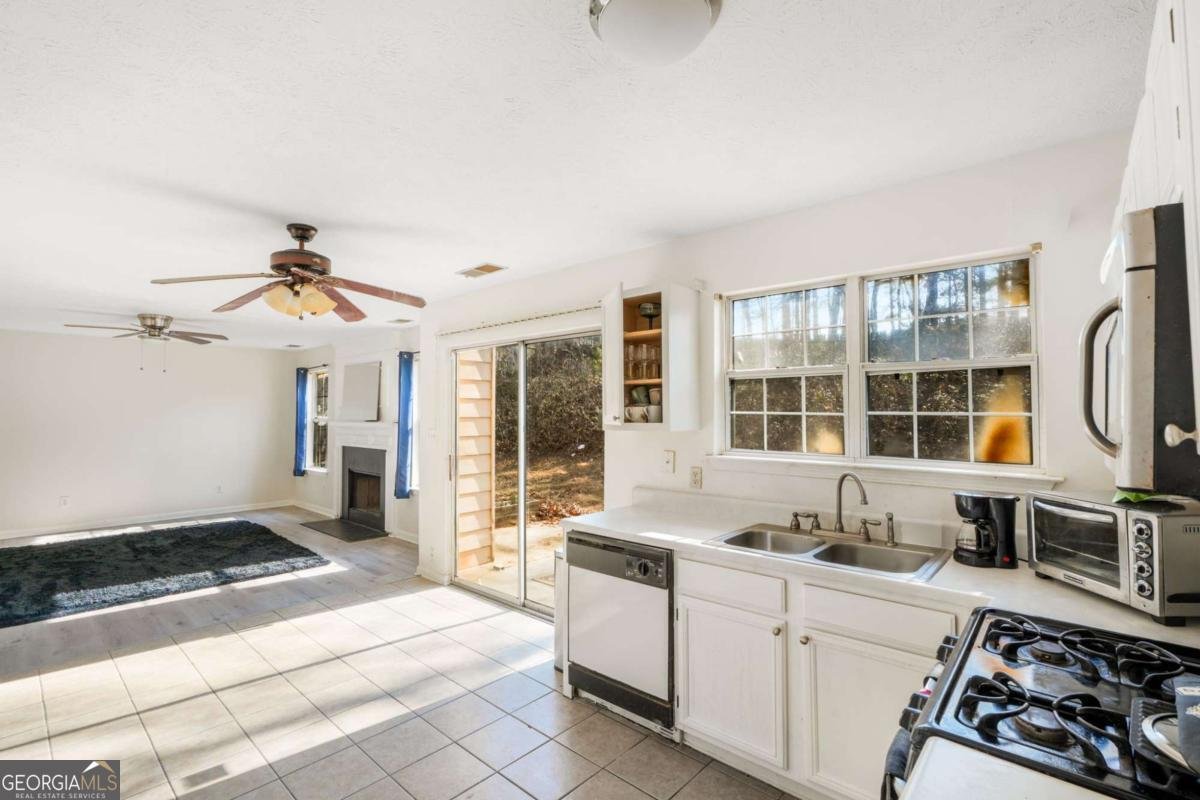 1401 Windmoor Kennesaw - Photo 18