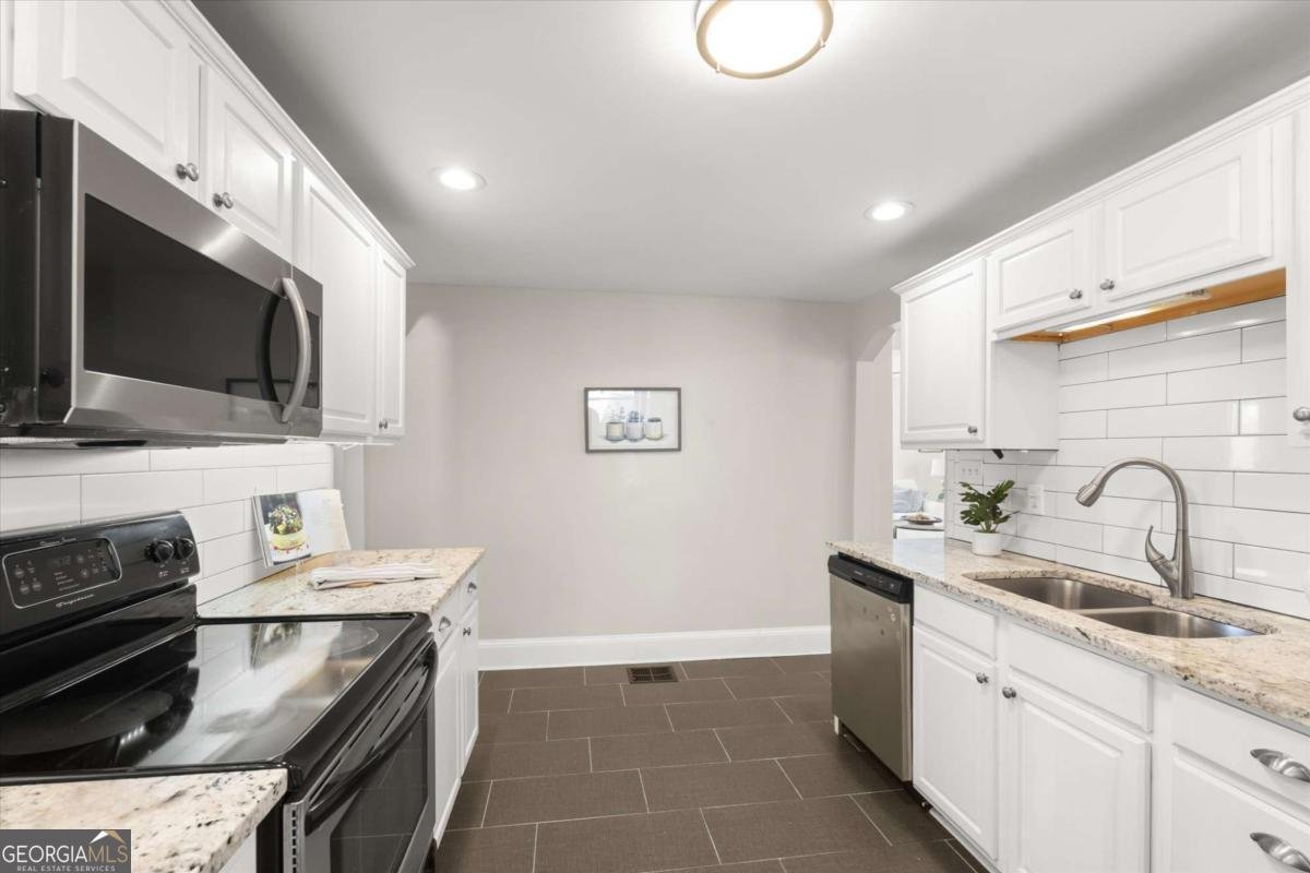 1751 Center Avenue Atlanta - Photo 10