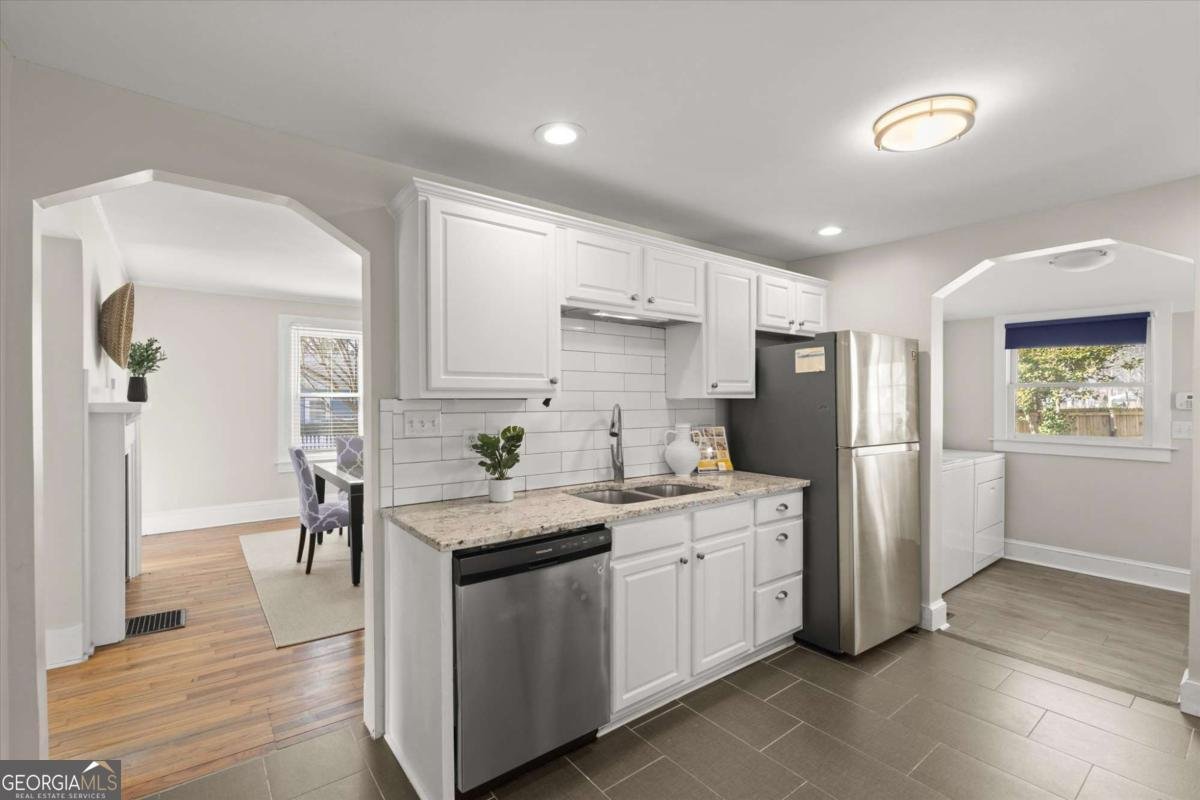 1751 Center Avenue Atlanta - Photo 9