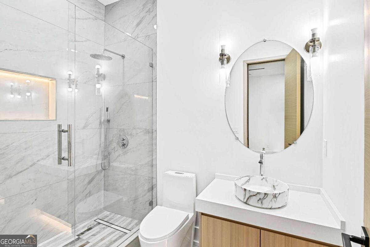 2214 Escalade Court Conyers - Photo 9