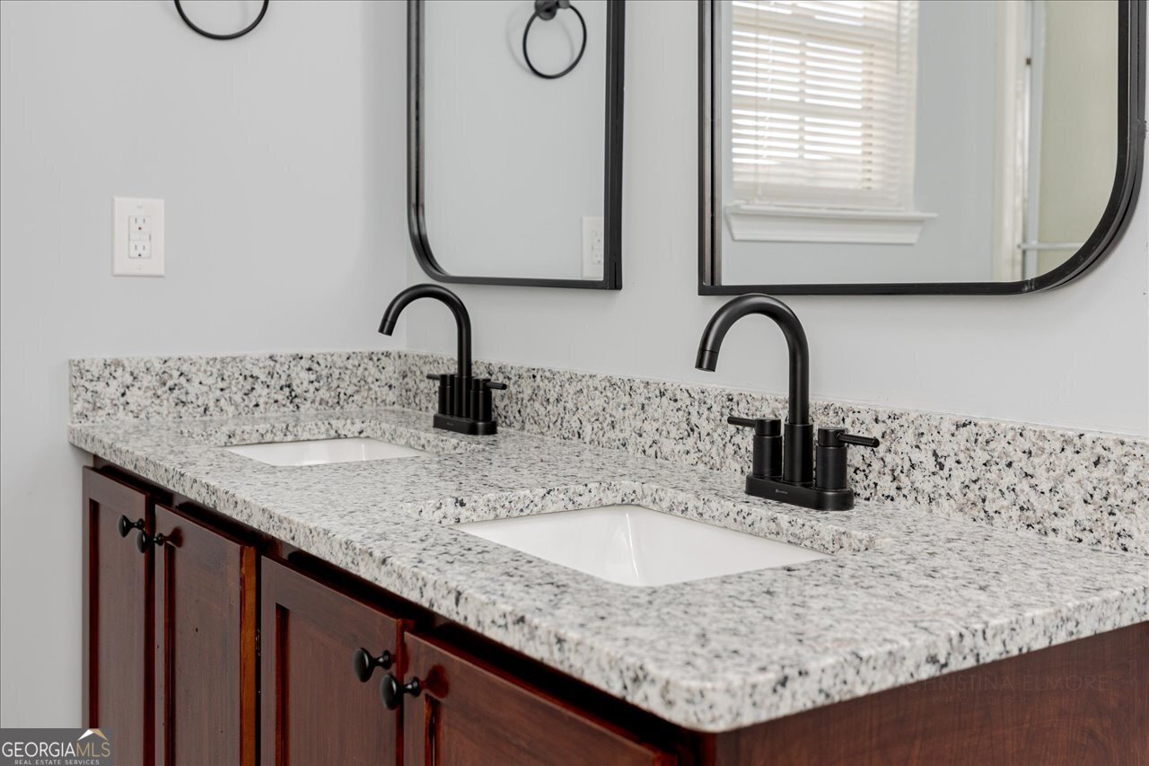 105 Browning Point Byron - Photo 29