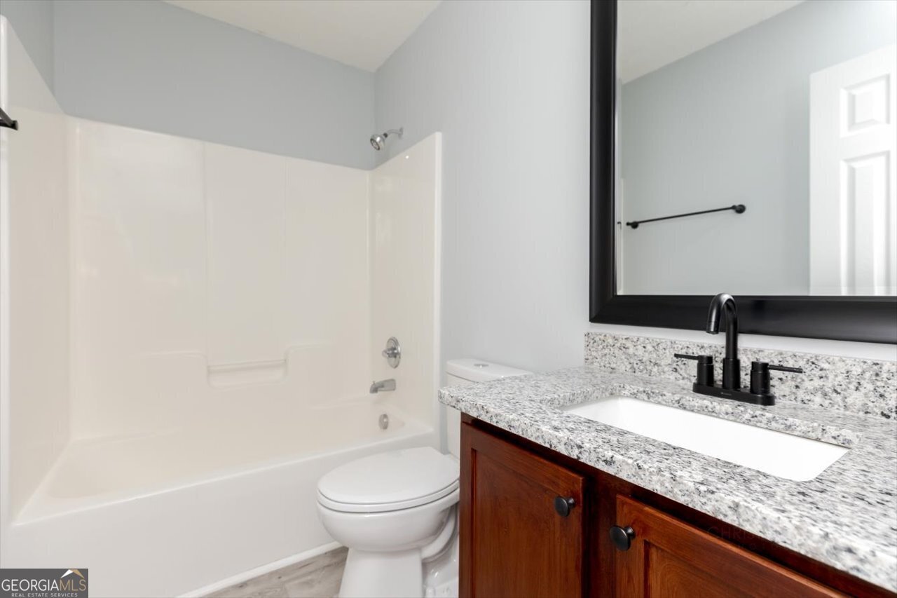 105 Browning Point Byron - Photo 33