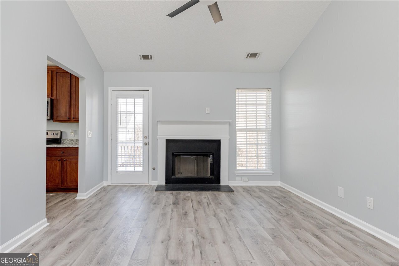 105 Browning Point Byron - Photo 6