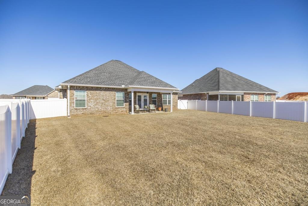 420 Lamplight Drive Byron - Photo 32