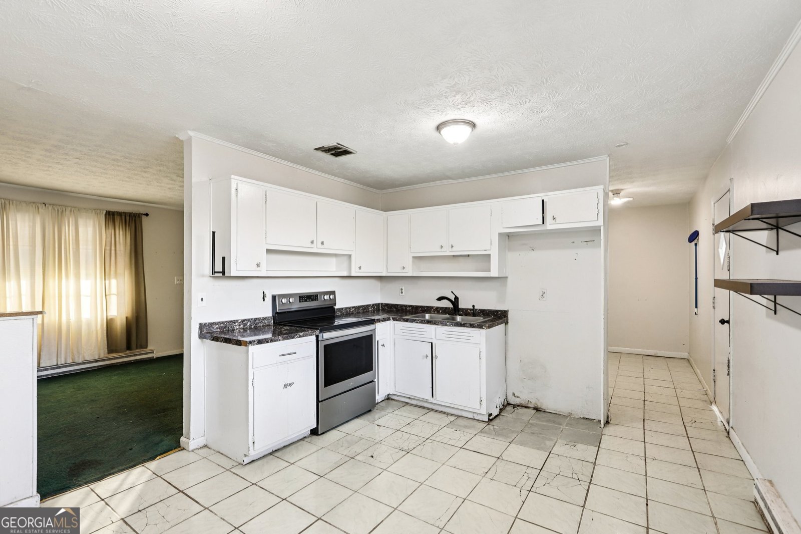 605 Robert E Lee Parkway Jonesboro - Photo 9