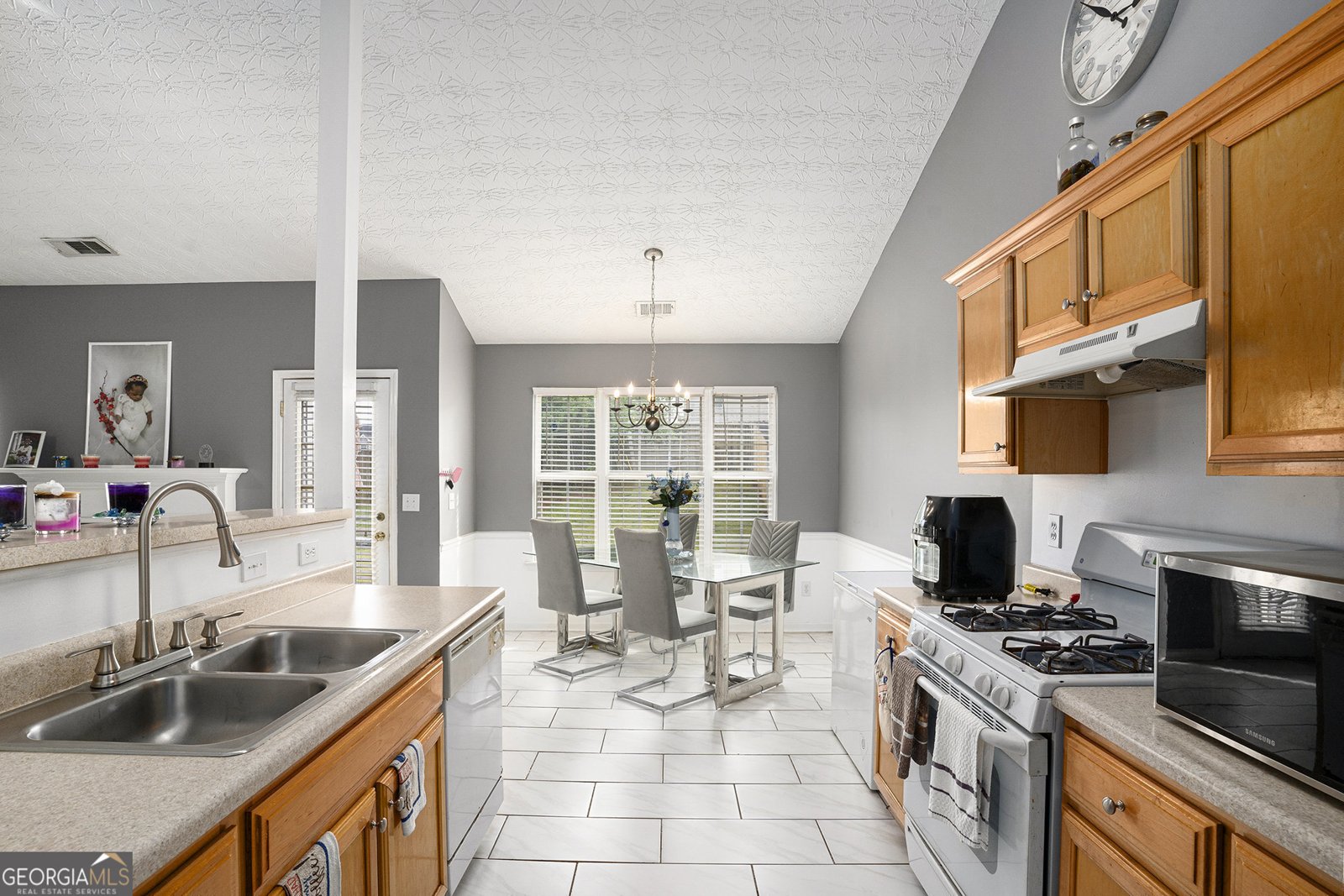 1765 Neighborhood Walk McDonough - Photo 15