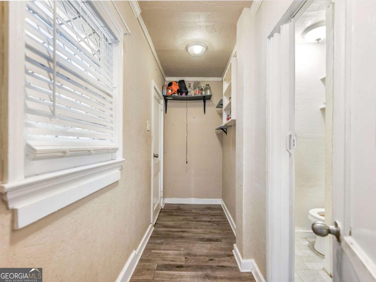 127 Center Street Winder - Photo 11