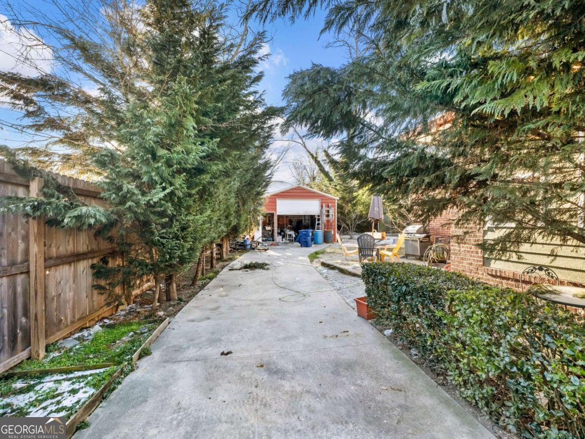 127 Center Street Winder - Photo 20