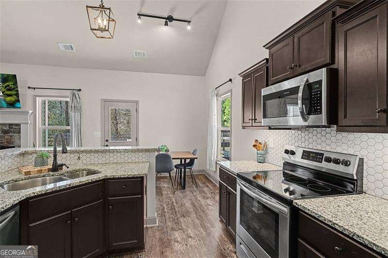 1768 McGarity Road Temple - Photo 17