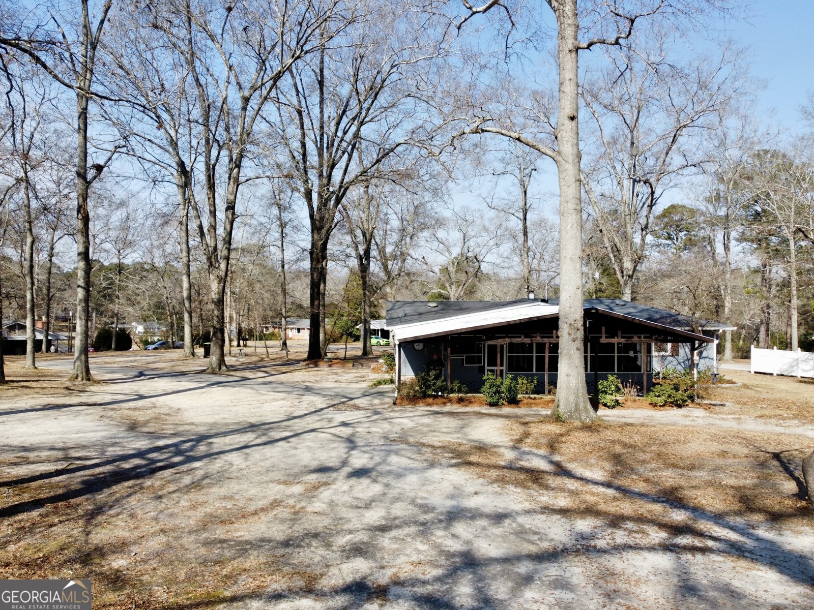 107 Pine Hill Circle Byron - Photo 43