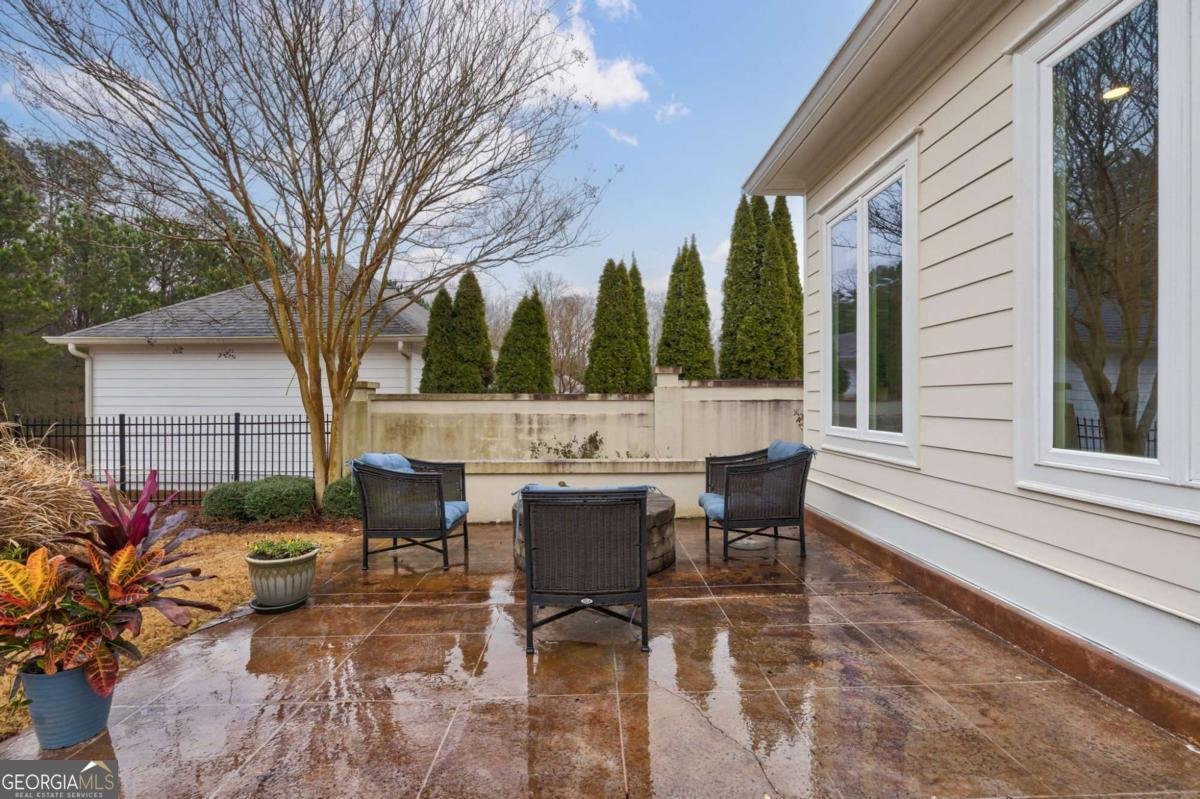 3530 Greenleffe Drive Statham - Photo 32