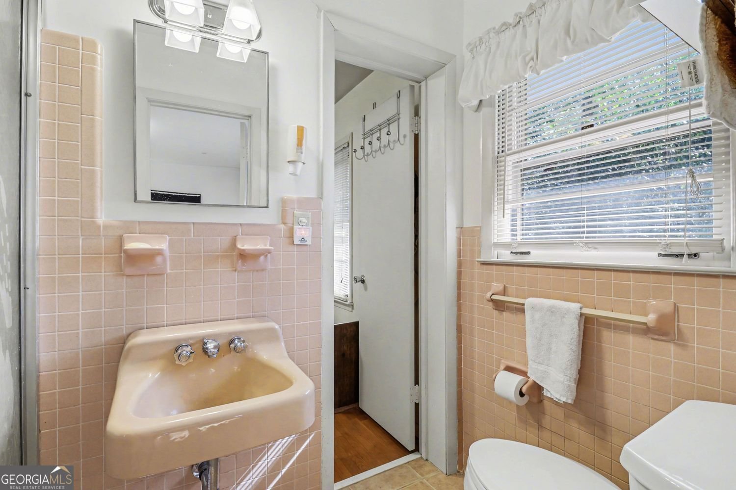 2574 Woodwardia Road Atlanta - Photo 13