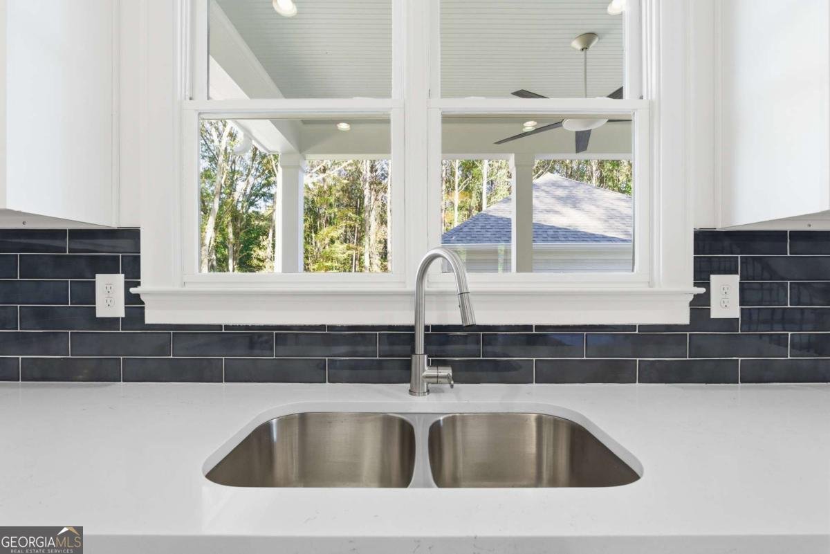 679 College Drive Madison - Photo 12