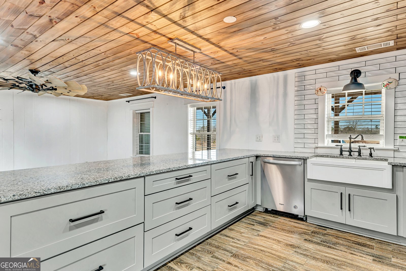 1039 Womack Road Garfield - Photo 15