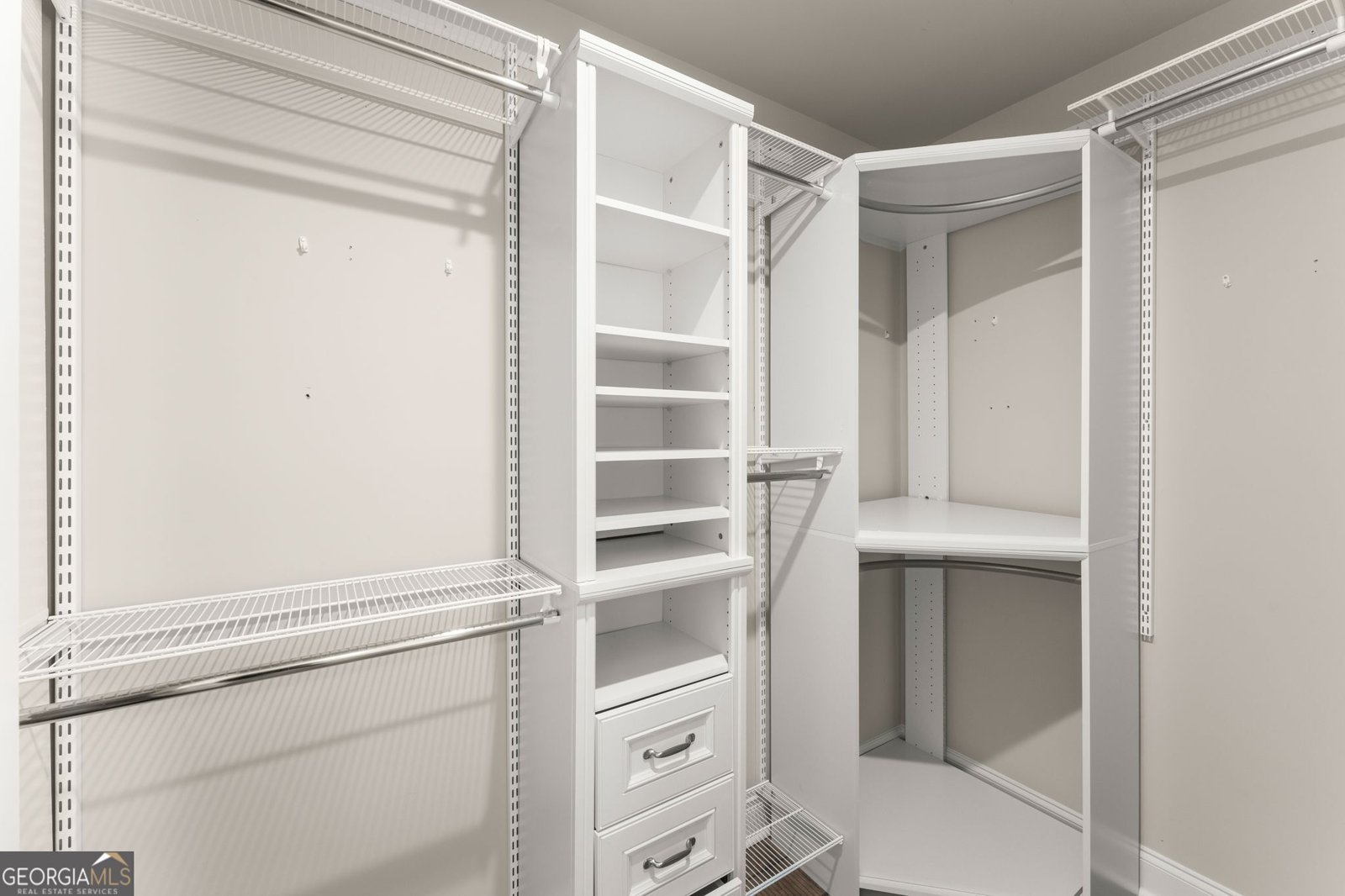 324 Hayden Circle Woodstock - Photo 28