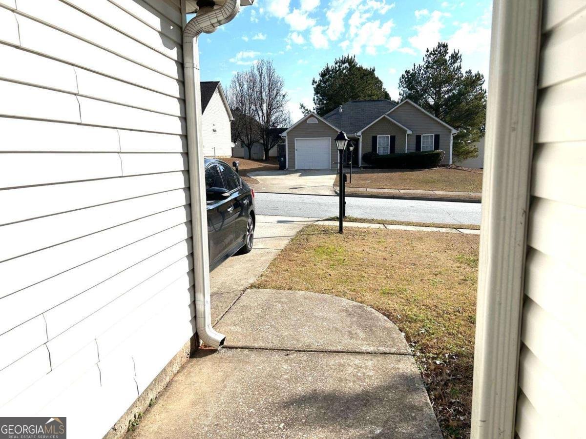 652 Windy Way Stockbridge - Photo 20