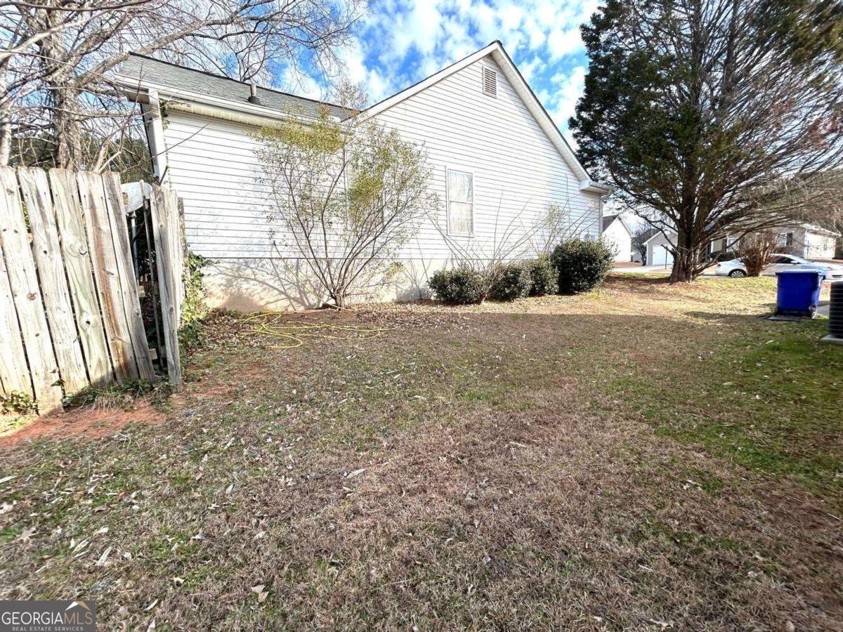 652 Windy Way Stockbridge - Photo 24