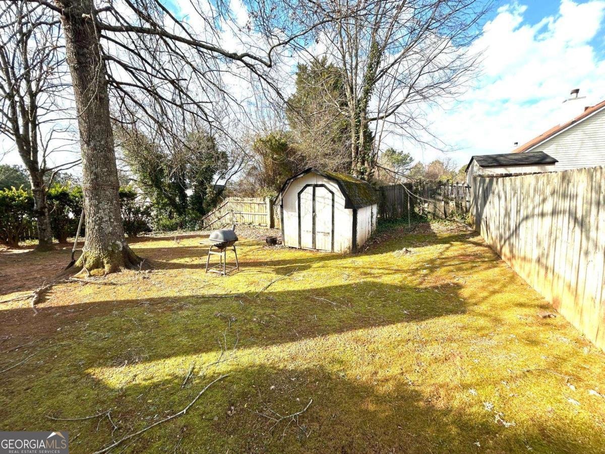 652 Windy Way Stockbridge - Photo 30