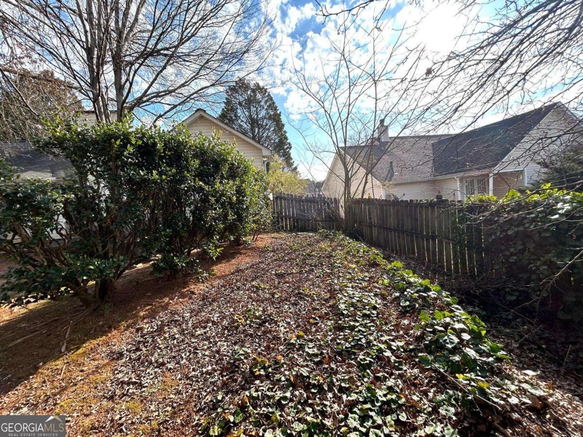 652 Windy Way Stockbridge - Photo 32