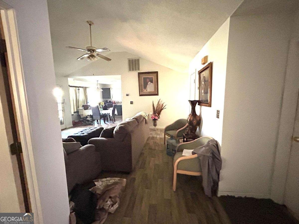 652 Windy Way Stockbridge - Photo 7