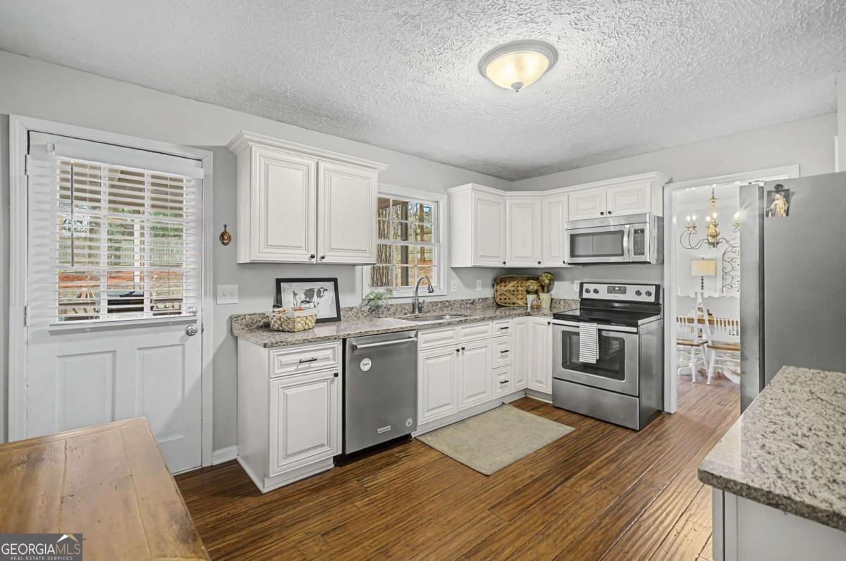 714 Osco Parkway Woodstock - Photo 24