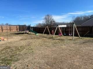 416 Corbin Court Statham - Photo 36