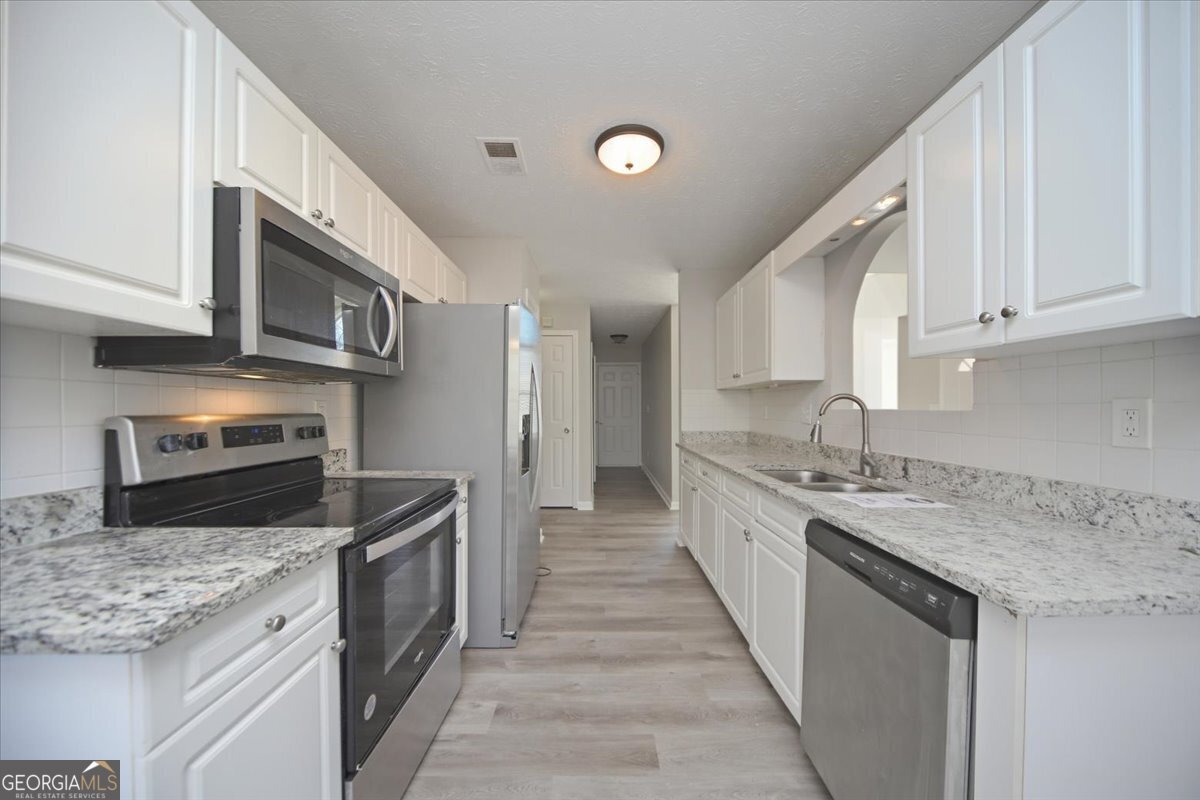 232 Cambridge Dr Loganville - Photo 17