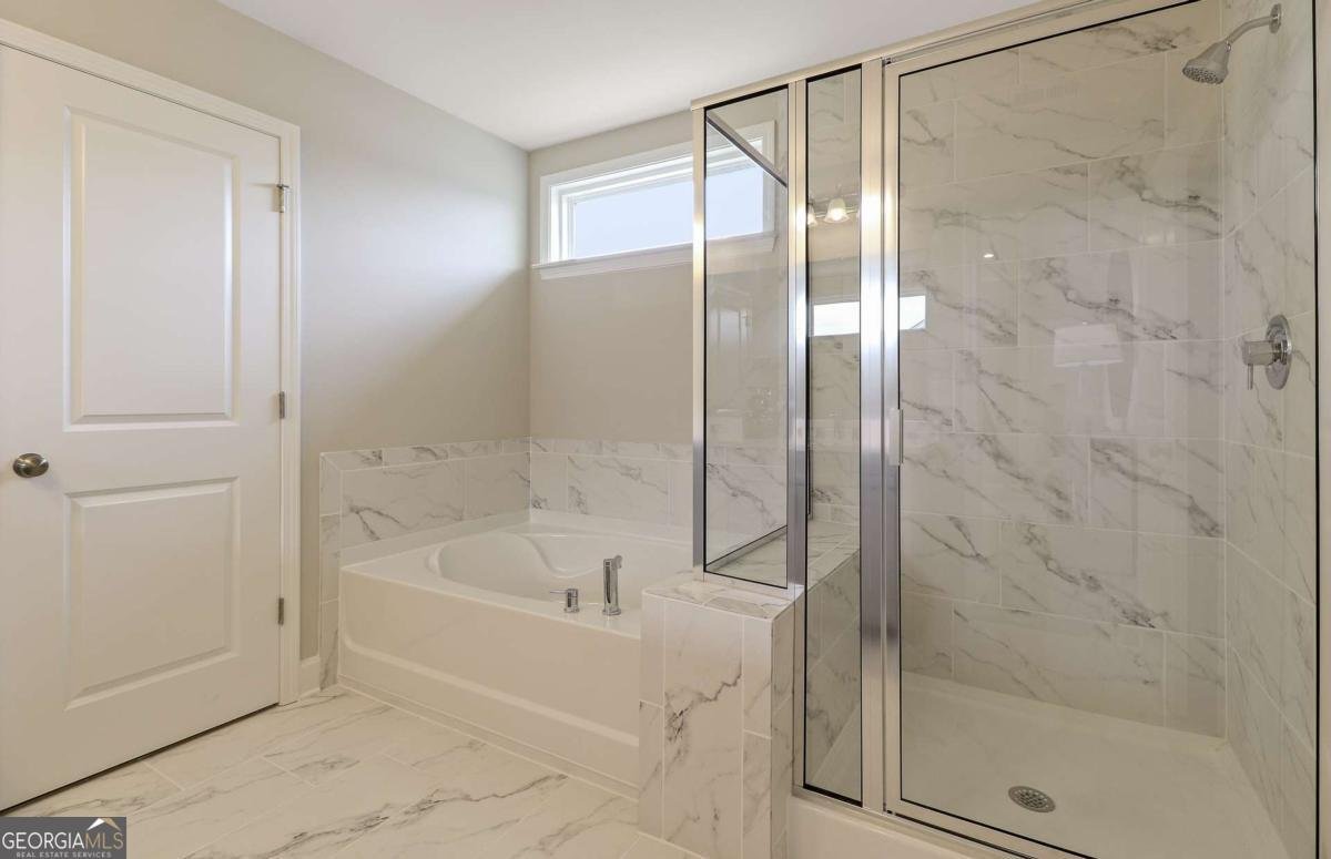 4915 Rosarian Drive Cumming - Photo 16