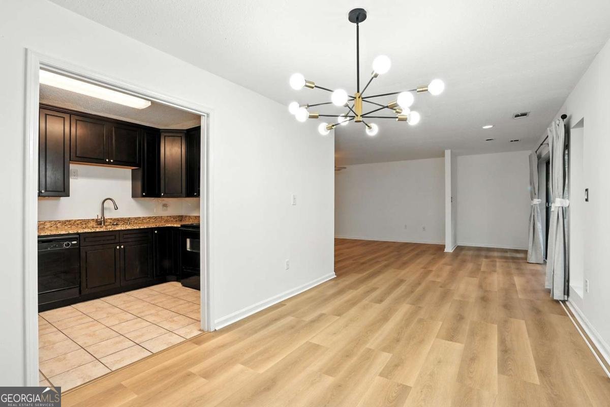 1105 Pine Heights Drive Atlanta - Photo 12